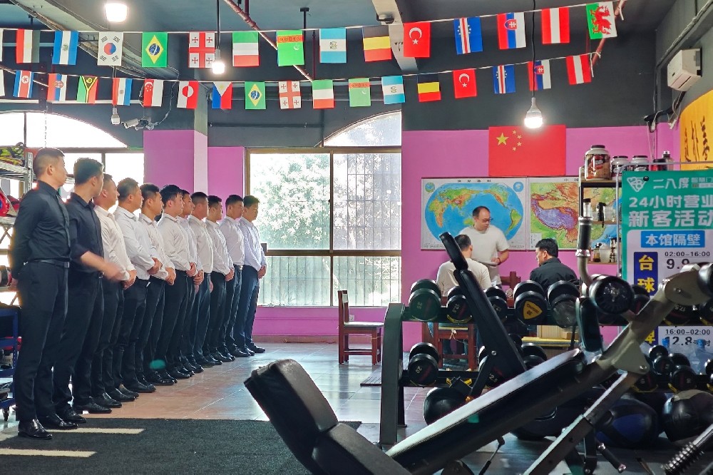 隐患重重的感情纷争——女子雇佣保镖保护自己